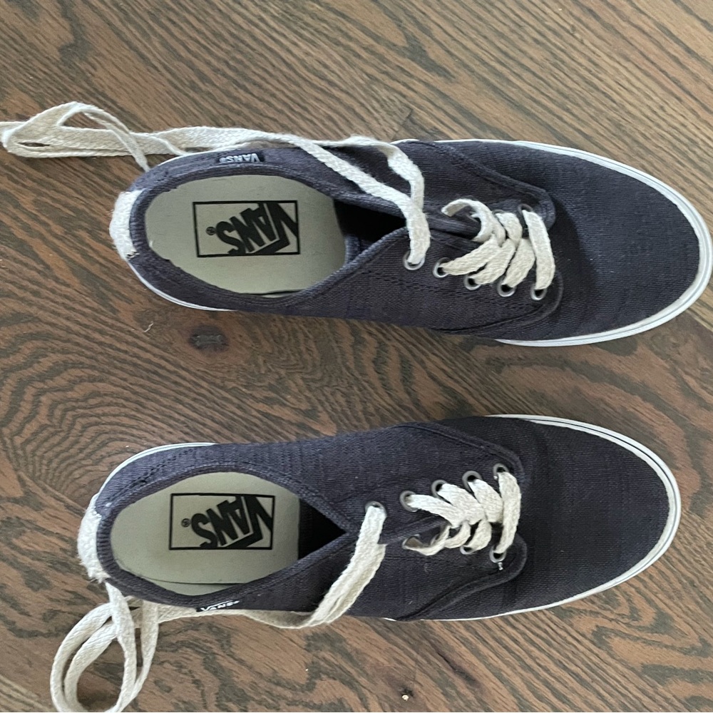 Black Canvas Vans, size 9 like new